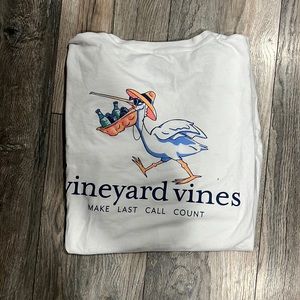 Vineyard Vines T-shirt